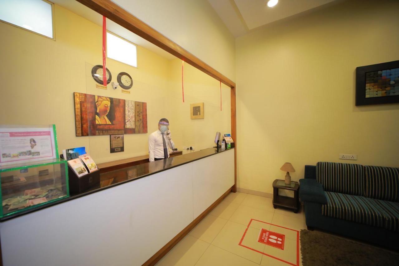 Vijaya Tej Clarks Inn Patna  Zewnętrze zdjęcie