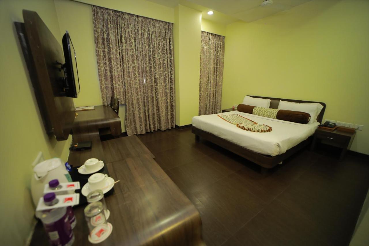Vijaya Tej Clarks Inn Patna  Zewnętrze zdjęcie