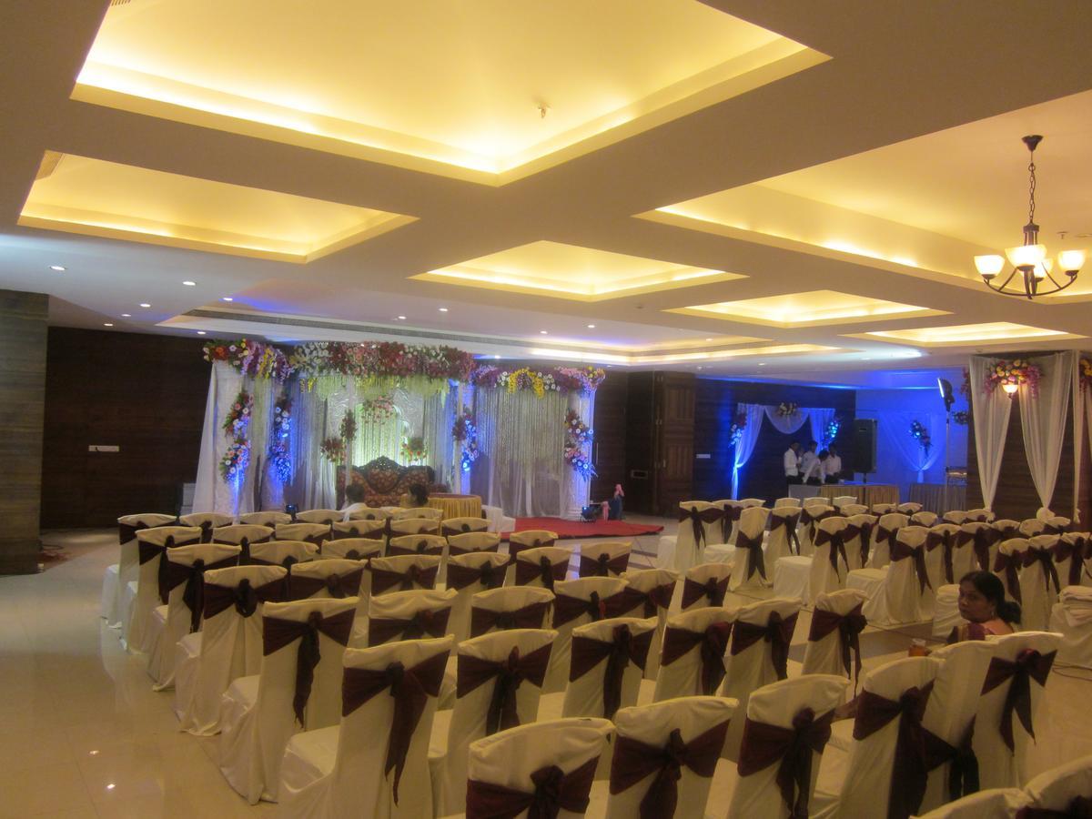 Vijaya Tej Clarks Inn Patna  Zewnętrze zdjęcie